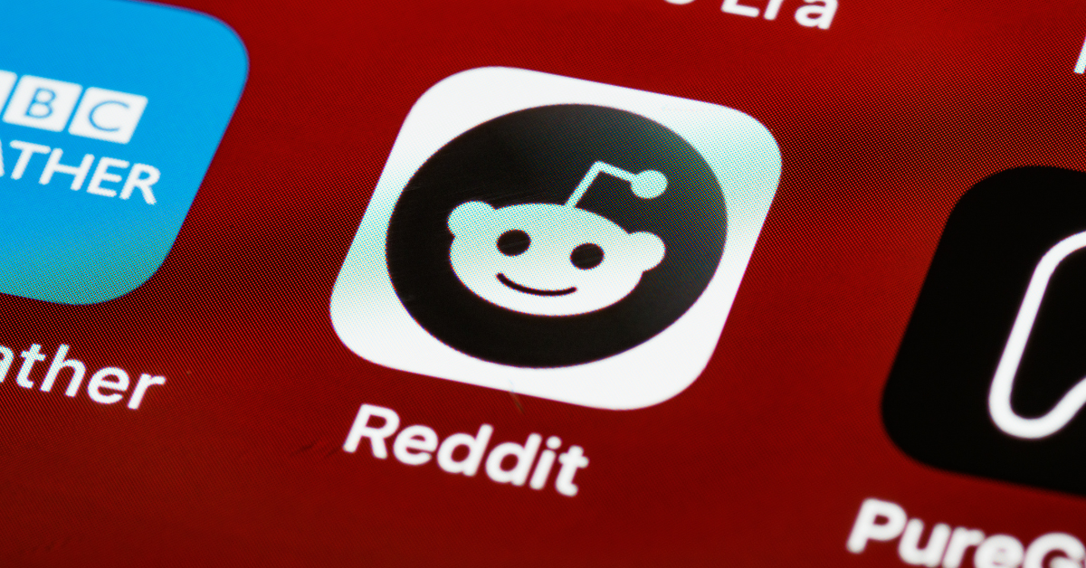 Reddit experienced a major outage yesterday, and our 5 tips for what to say to customers when your website goes down